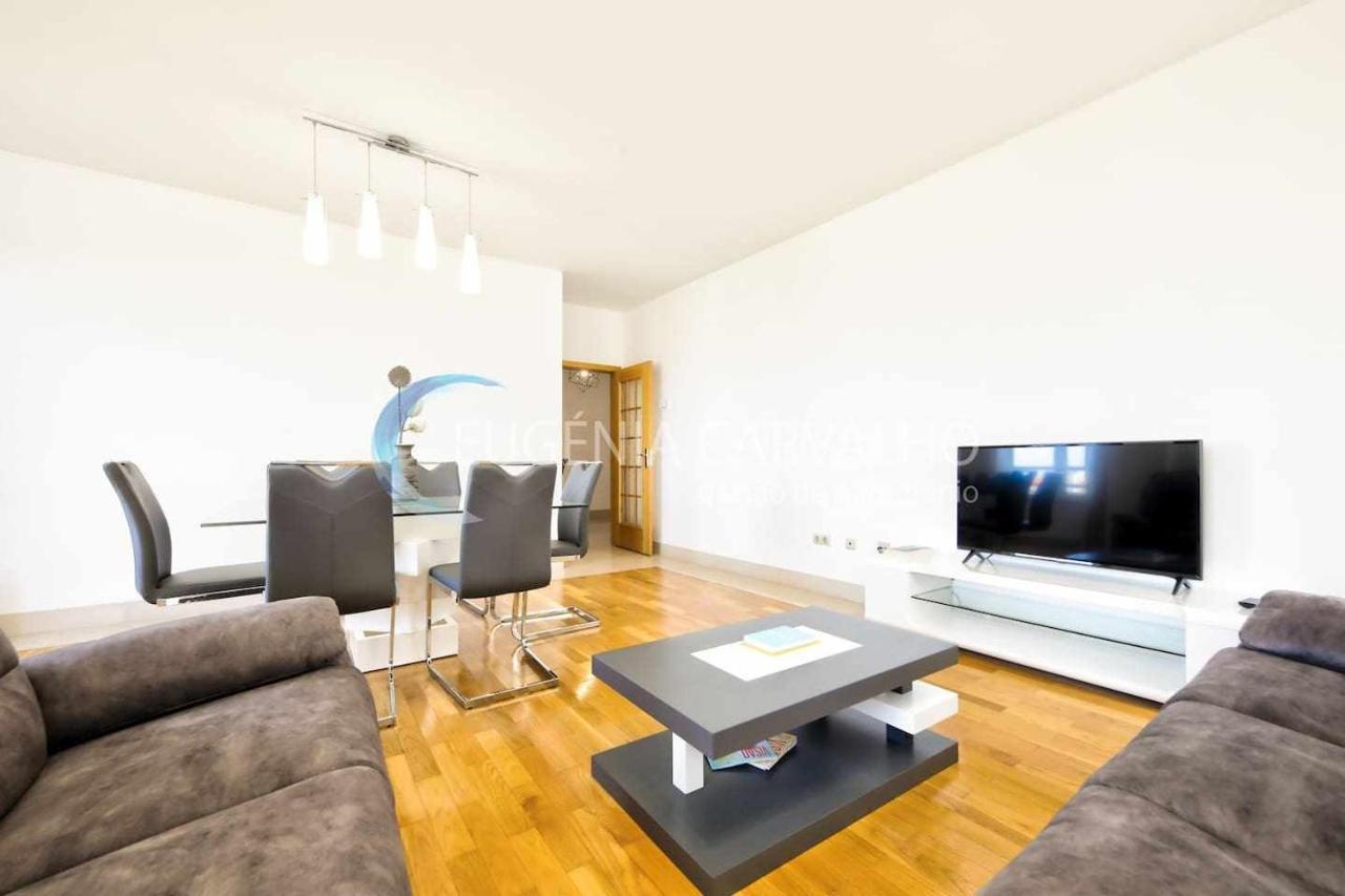 Appartamento Ria Charme Apartamento No Centro Da Cidade Aveiro Esterno foto