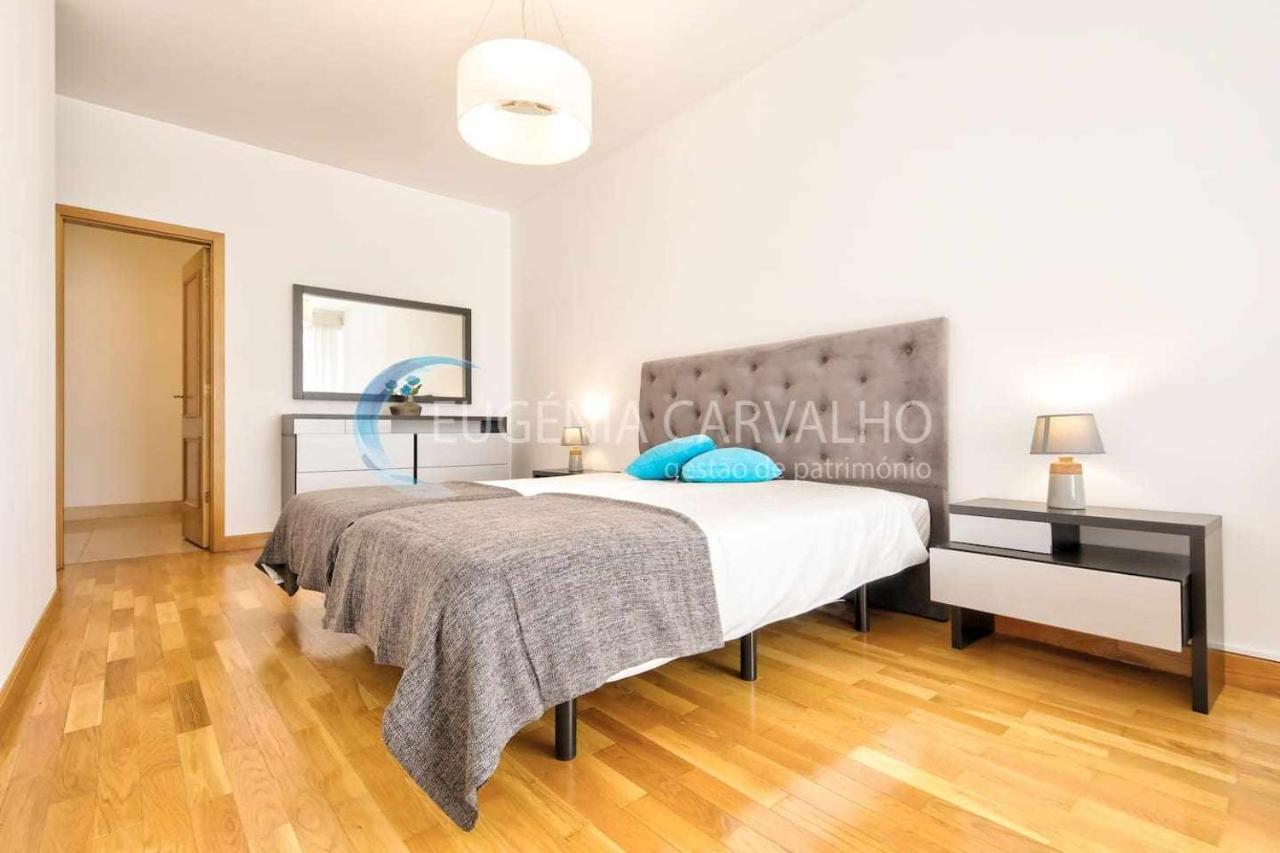 Appartamento Ria Charme Apartamento No Centro Da Cidade Aveiro Esterno foto