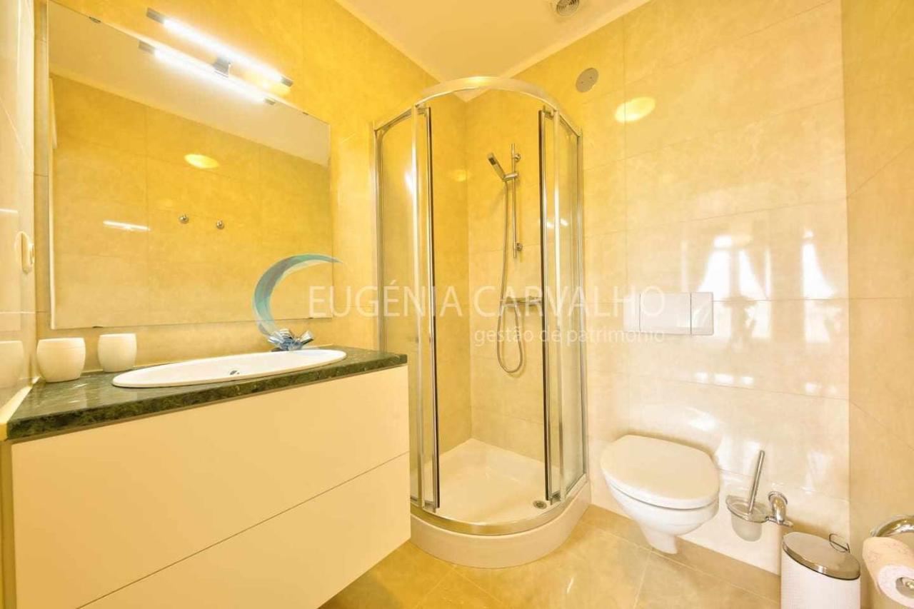 Appartamento Ria Charme Apartamento No Centro Da Cidade Aveiro Esterno foto