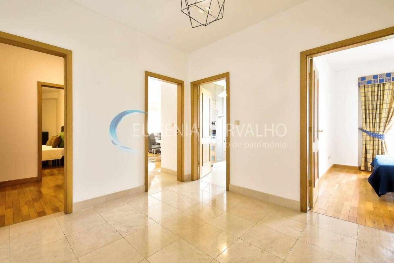 Appartamento Ria Charme Apartamento No Centro Da Cidade Aveiro Esterno foto
