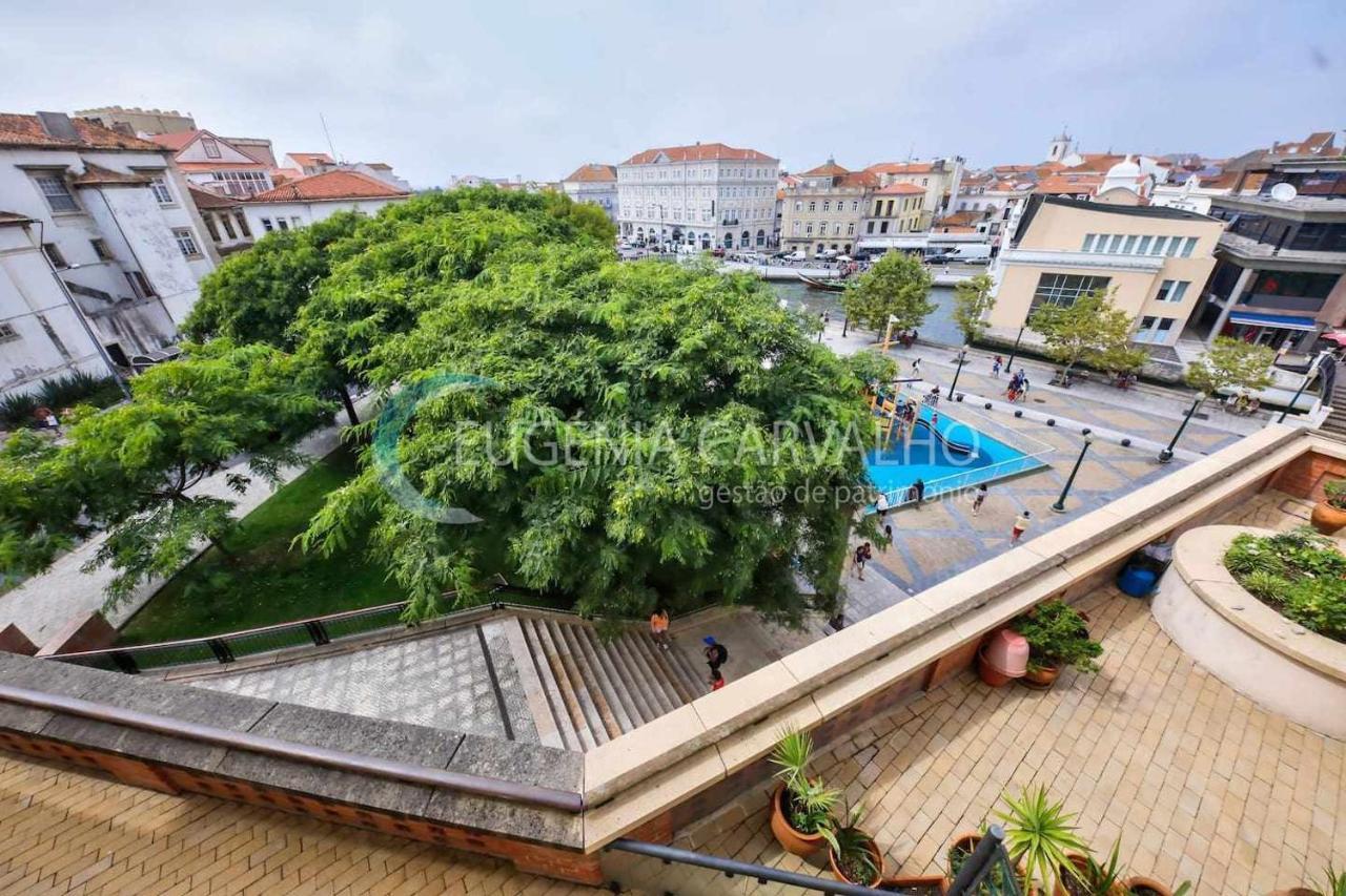 Appartamento Ria Charme Apartamento No Centro Da Cidade Aveiro Esterno foto