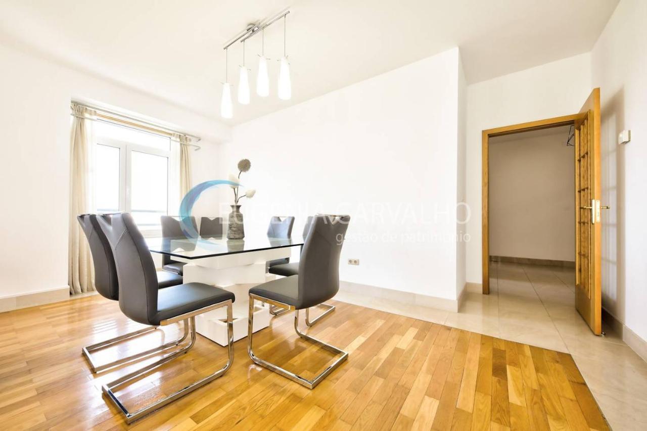 Appartamento Ria Charme Apartamento No Centro Da Cidade Aveiro Esterno foto